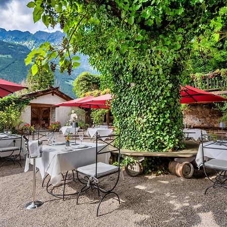 Schlosswirt Forst Algund Buitenkant foto